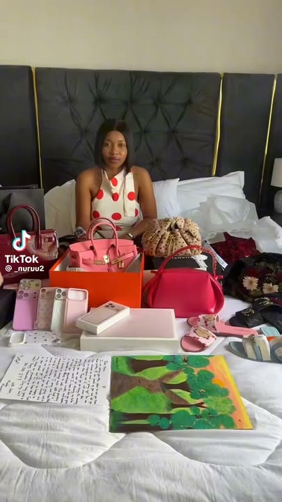 ZCAS UNIVERSITY graduate 🎓 shows off the presents she received from her Family!