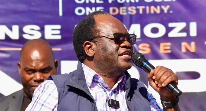 Mundubile vows to end military presence at mining sites and return licences to local miners