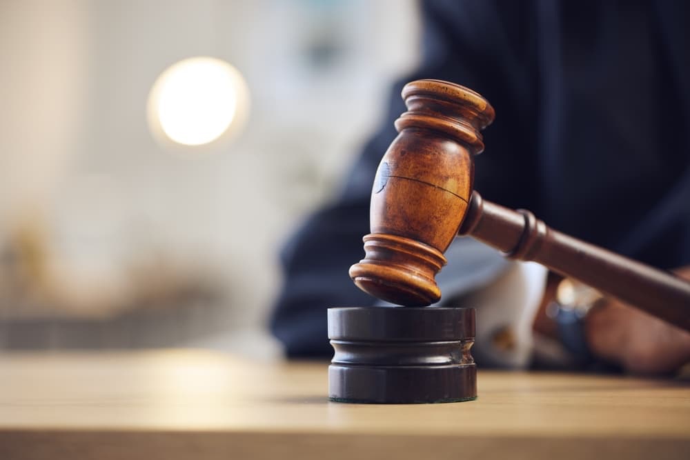 Thole trial set for October 1
