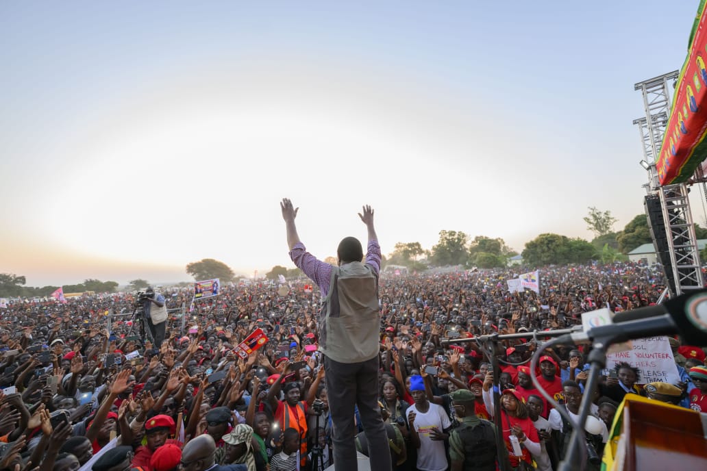 Hichilema tells Senanga residents “stay glued,” urges August vote for UPND