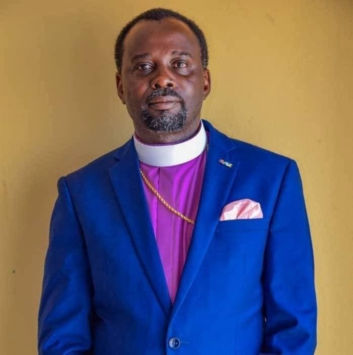 THE 20KM CHURCH WAR!