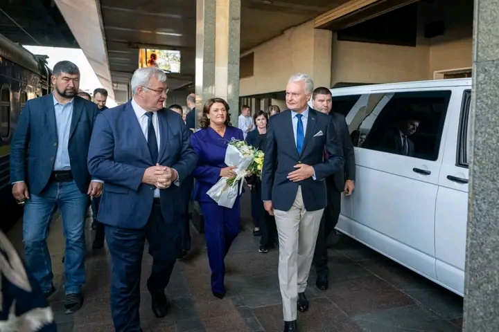 LITHUANIA’S PRESIDENT RETURNS TO KYIV FOR INDEPENDENCE DAY AND SECURITY TALKS