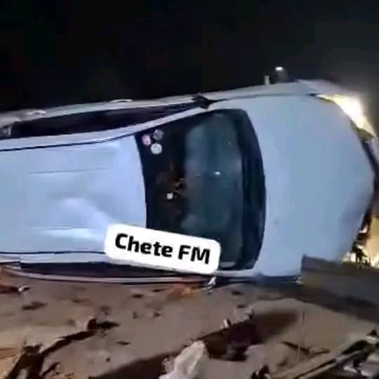 “WHAT WILL I TELL MY WIFE”, DRIVER CRIES AFTER TOYOTA AURIS OVERTURNS AT WULONGO