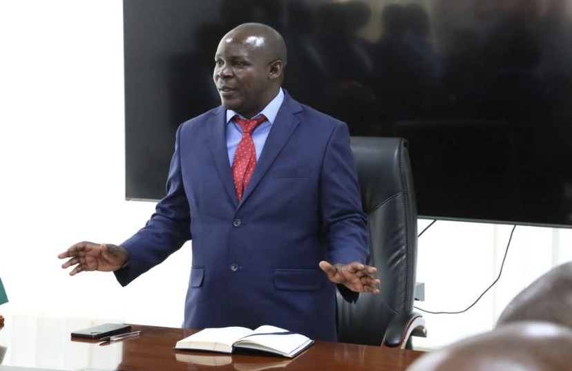 Government calls for partnership with banking sector