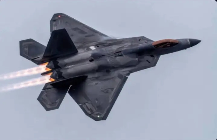 ISRAEL PREPARES FOR POSSIBLE INDEPENDENT MILITARY ACTION AGAINST IRAN