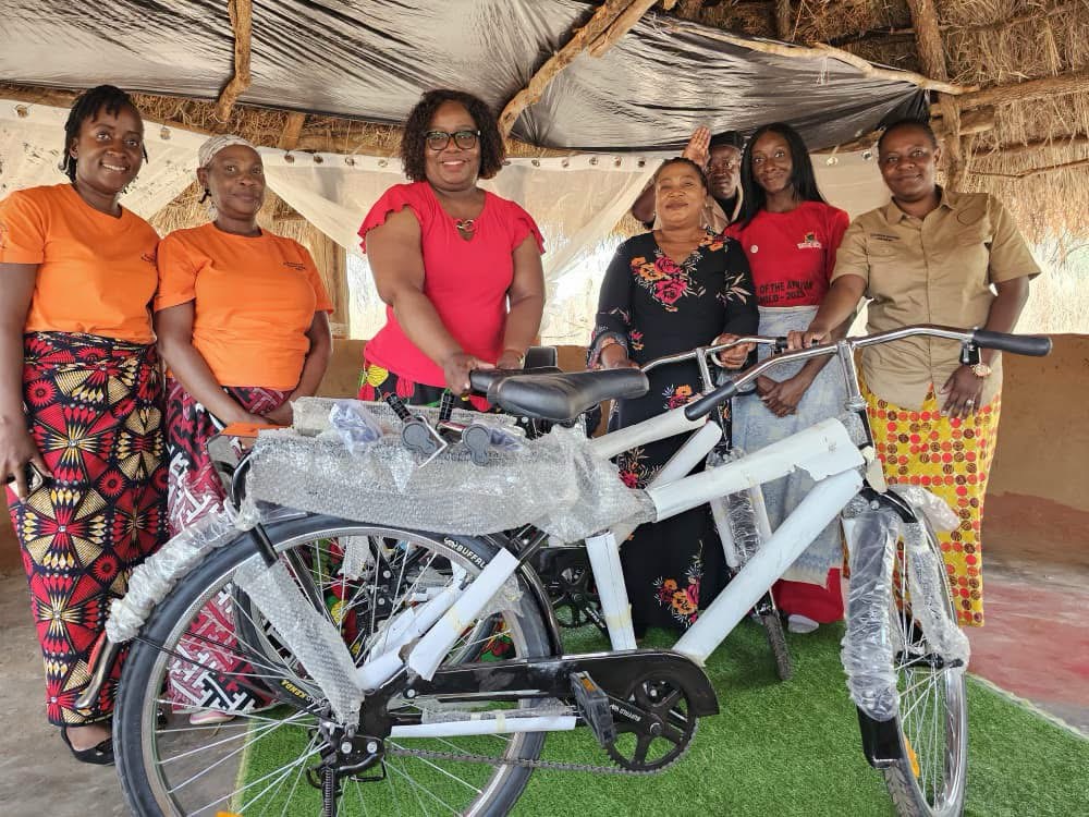Govt. provides bicycles to Mpongwe chiefdoms