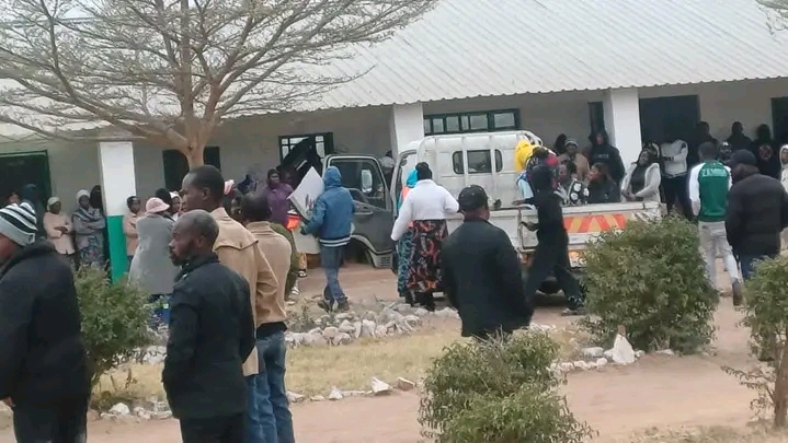 Voting starts late at Mutakwa Primary School