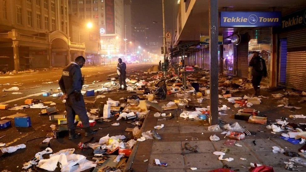 Looting, violence mars HH victory