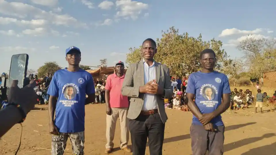 NJOBVU RECEIVES THUNDEROUS RECEPTION IN EASTERN AS HE PLEDGES CHIEFDOM TRANSFORMATION FUND