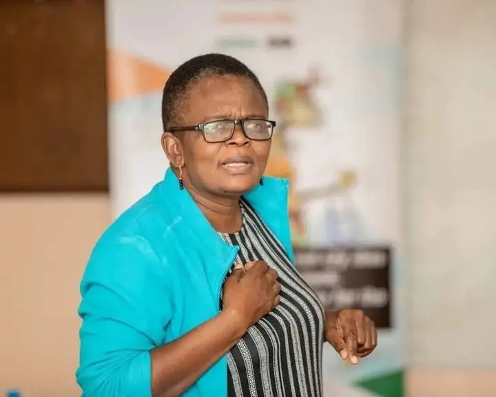 HH CHOOSES LOYALTY OVER COMPETENCE – LAURA MITI