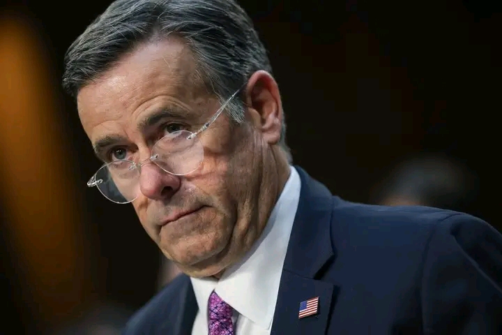 CIA DIRECTOR REPORTEDLY WARNED MOSCOW OF SOVIET-STYLE ECONOMIC COLLAPSE