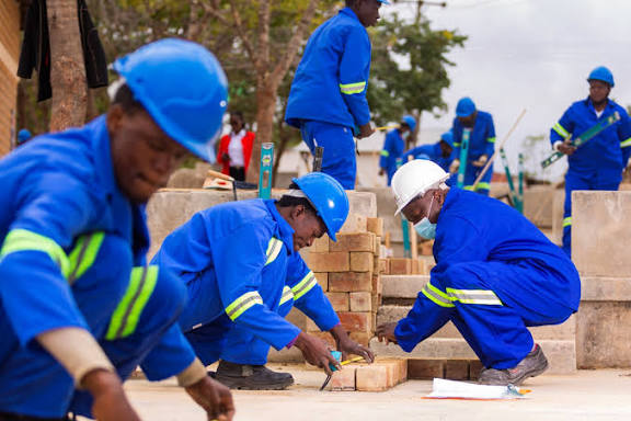 Without shifting to wage-based pay, multi-job reforms will fail – Expert