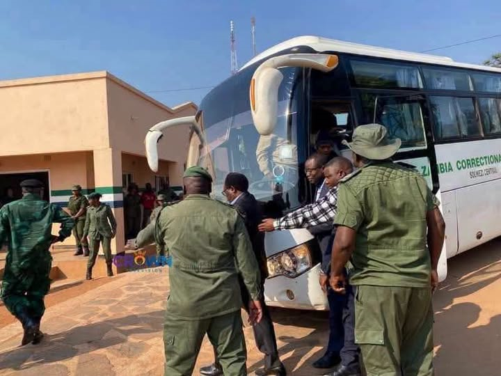 Mundubile, Makebi at Solwezi Police after being moved from Mukobeko