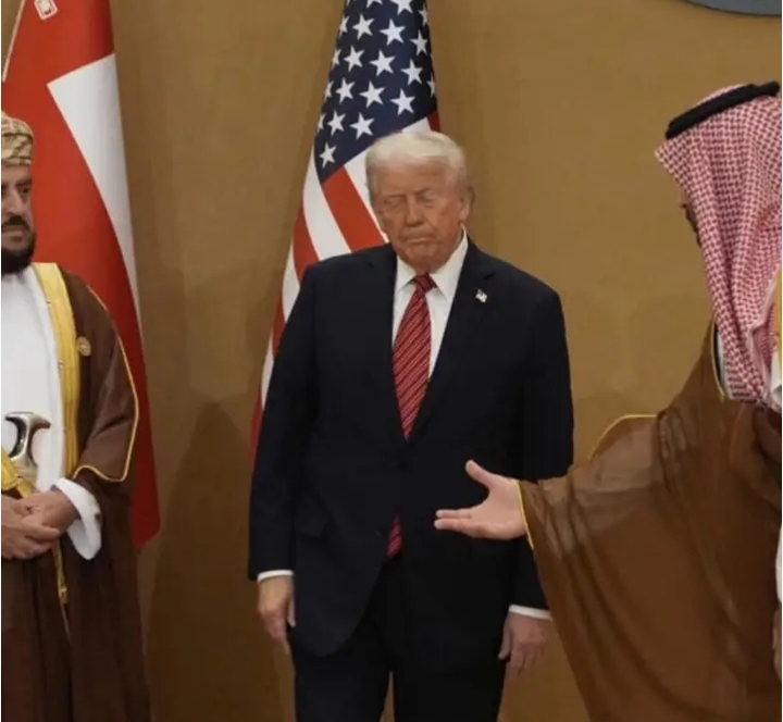 Iran Warns Saudi Arabia of ‘Powerful’ Response if U.S.-Israeli Strikes Continue, Report Says