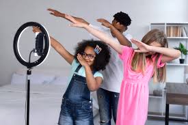 Exposing children to influencers: Are parents paying enough attention