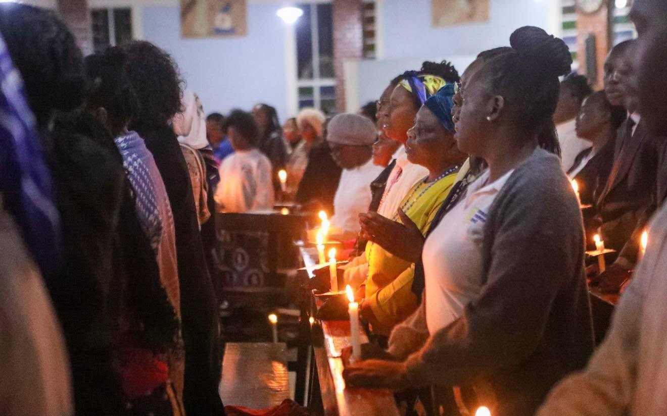 Catholic Church Holds Candlelight Prayers for Peace Ahead of Elections