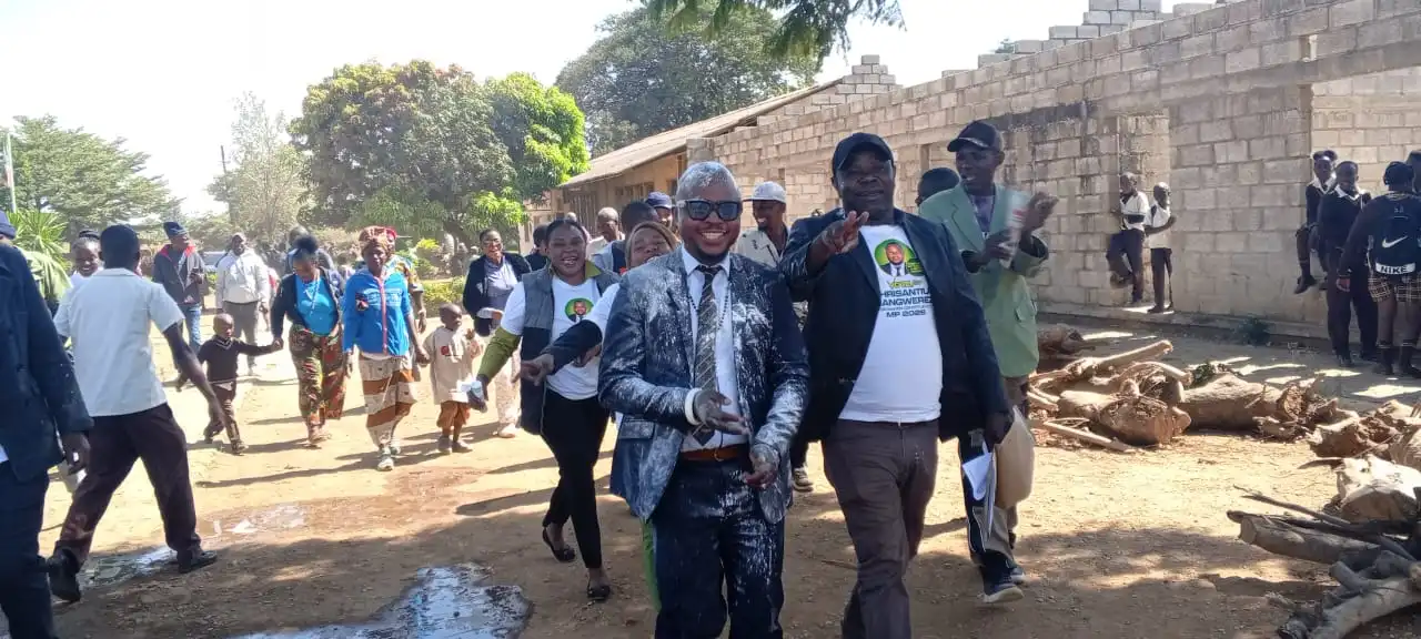 CHRISANTOUS CHANGWEREZA FILES NOMINATION FOR MAKENI SEAT AS INDEPENDENT